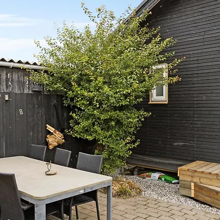 Beautiful In With House Sea View *